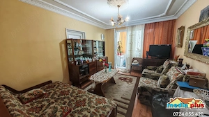 Apartament 2 camere Micro 17, etaj 2, centrală termică, liber   57.000  ,
