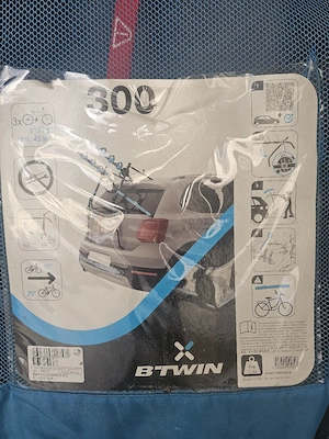 Suport 3 biciclete auto portbagaj b-twin 300 in stare perfecta