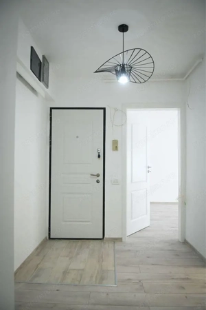 3 camere decomandat, instalatii noi, etaj 2, zona Sebastian - imagine 2