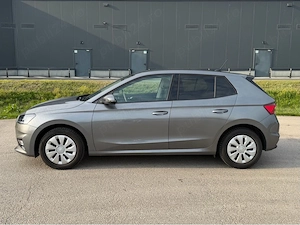 Skoda Fabia 2023, 1.0 MPI, Benzina, 80 CP   59 KW, Manuala - imagine 9