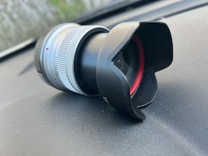 Obiectiv Canon RF-S 18-45mm Silver + parasolar Canon + filtre ND4, CPL, UV