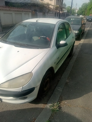 Vând Peugeot 206 ,2004 , 1.4 hdi ,pt programul rabla sau pt reparat sau piese - imagine 6