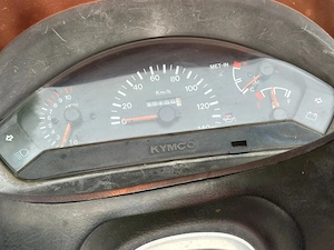 Scuter Kymco Dink 150 cc din 2003 in stare buna - imagine 5