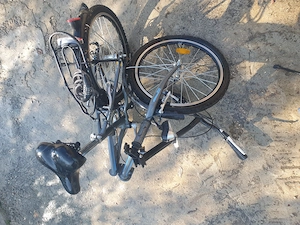 Vând biciclete DHS pliabile.