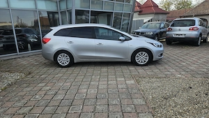 Kia cee'd  1,6 crdi - imagine 13