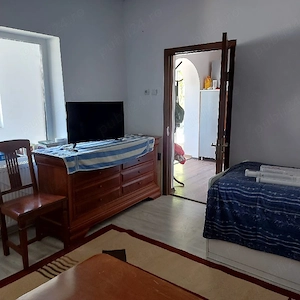 vând casă  - imagine 3