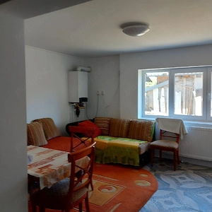 vând casă  - imagine 2