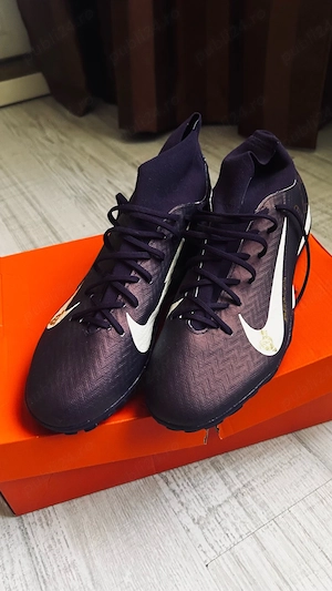 Ghetele de fotbal joase Nike Mercurial Vapor 16 Pro - imagine 2