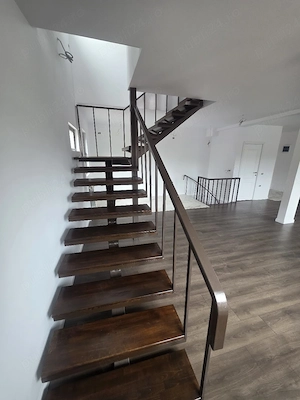 Spatiu comercial inchiriat str Polona Otopeni,  Metrou  - imagine 3