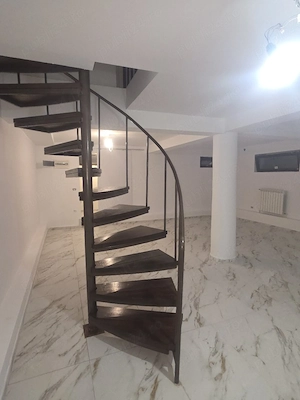 Spatiu comercial inchiriat str Polona Otopeni,  Metrou  - imagine 4