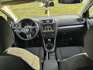 Vând Volkswagen Golf 6. 1.6 tdi - imagine 2