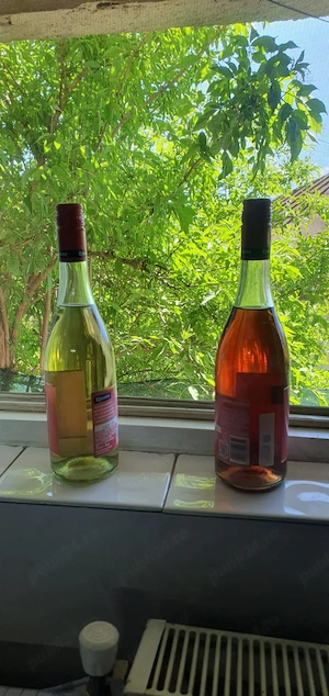 vin alb sau rose
