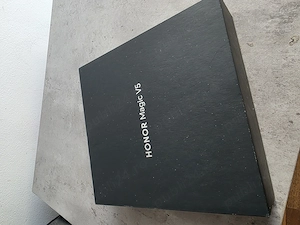 Honor magic V5 