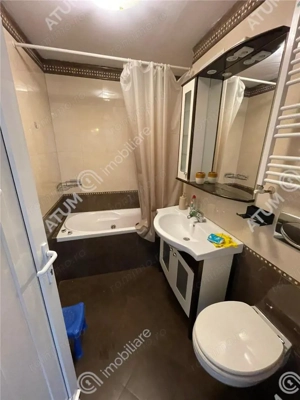 Apartament cu 2 camere decomandate balcon pivnita central din Sibiu - imagine 9