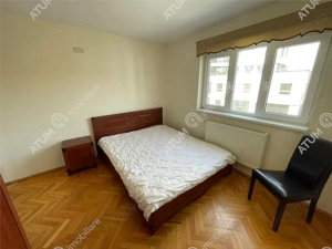 Apartament cu 2 camere decomandate balcon pivnita central din Sibiu - imagine 5