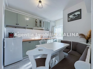 Garsoniera in Mun. Deva, Jud. HD, Bld. Decebal, suprafata utila 36 mp, decomandata, etaj 2, lift.