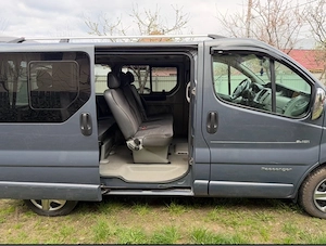 Renault Trafic 2,0 diesel Euro 5 - imagine 2