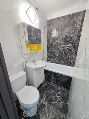 Apartament 2 camere renovat in zona Calea Cisnadiei din Sibiu - imagine 9