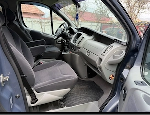 Renault Trafic 2,0 diesel Euro 5 - imagine 3