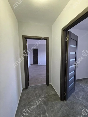 Apartament 2 camere renovat in zona Calea Cisnadiei din Sibiu - imagine 7