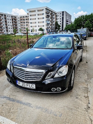 Mercedes E Class - imagine 10