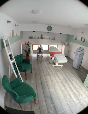 inchiriez salon de frumusete utilat  - imagine 2