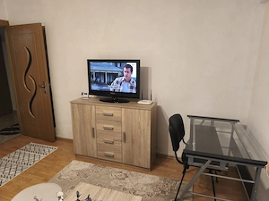 Dau în chirie garsonieră amenajată confort I la parter 4 în bloc de garsoniere în cartierul Dâmbul P - imagine 4