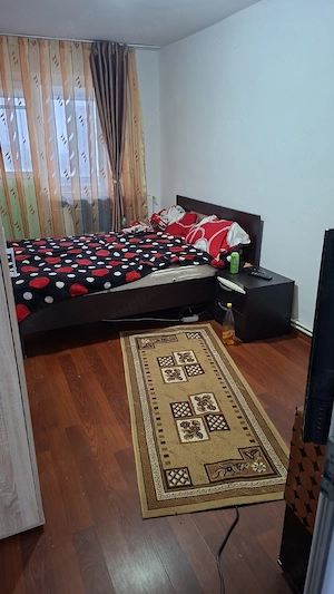 Apartament 3 camere decomandat Libertatii GA15C - imagine 2