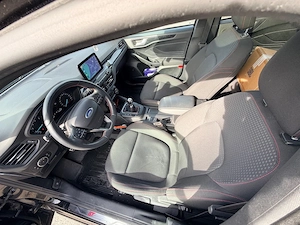 Ford Focus ST Line X - imagine 4