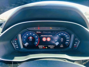 AUDI Q3 2021 I 1,5 TFSI I 150 CP I 53.100 km I cutie manuală I înmatriculată I 26.000   - imagine 3