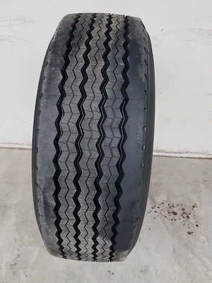 Anvelope Resapate (pentru camionul tau) - imagine 4