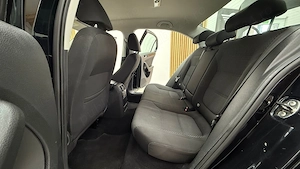 ** Volkswagen Jetta ** - imagine 12