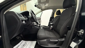 ** Volkswagen Jetta ** - imagine 10