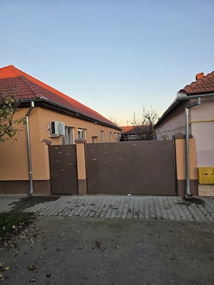 Închiriez casă în comuna Fântânele 