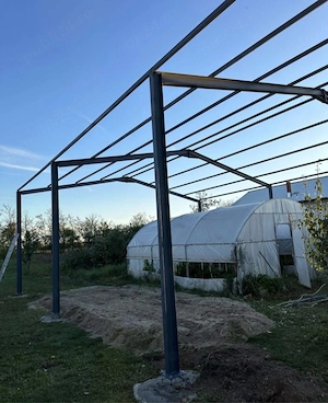 vând hală structura metalică 10x20x4 (200 Mp) pret 3000 euro 
