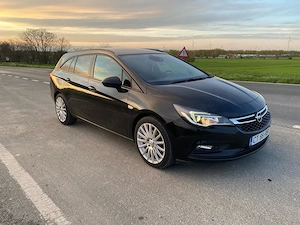 Opel Astra K Sport Tourer +