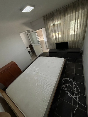 Garsoniera de inchiriat - imagine 3