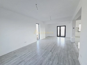 Vila individuala - 4 camere - 3 bai - beci - pod - 2 min de bulevardul principal - imagine 2