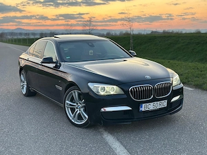 BMW Seria 7 Pachet M 2013.09 3.0d-258cp 4Butoane Distronic+ Trapă Soft Close uși Volan încălzit