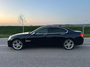 BMW Seria 7 Pachet M 2013.09 3.0d-258cp 4Butoane Distronic+ Trapă Soft Close uși Volan încălzit - imagine 3