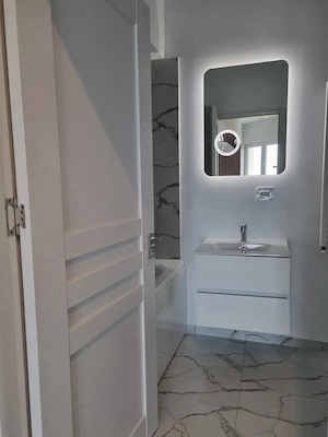 Apartament 3 camere,2 bai,confort 1,centrala proprie,zona Bd. Uverturii-Lidl,comision 0%,TVA inclus! - imagine 7