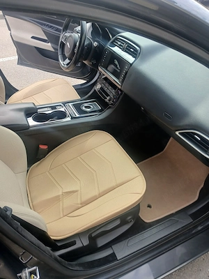 Vand Jaguar XE 2.0 diesel - imagine 7