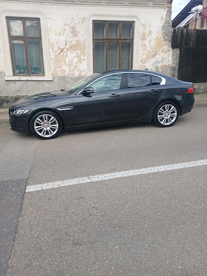 Vand Jaguar XE 2.0 diesel - imagine 4