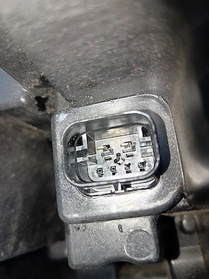 far BMW seria 8  - imagine 5