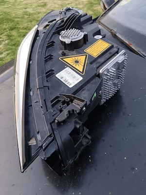 far BMW seria 8  - imagine 4