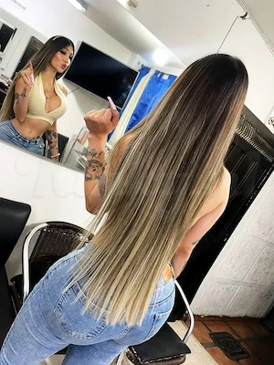   Erica   Stăpâna Ta: Show Web, Sexting și Clipuri Premium - imagine 3