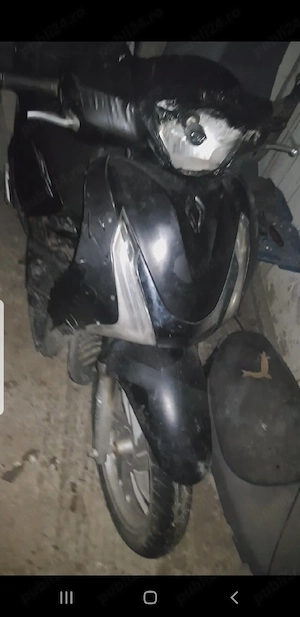 vând scuter honda sh 125 an fabricație 2019  - imagine 2