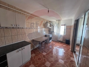 Apartament 3 camere în zona Sud-Vest ROMPETROL
