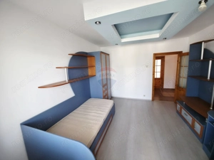 Apartament cu 2 camere de vânzare în zona 1 Mai - imagine 8