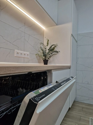 Chirie 2 camere Fabric (prima inchiriere) - decomandat, renovat, curat - imagine 6